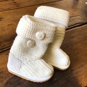 The Children’s Place Knitted Boots Size 4